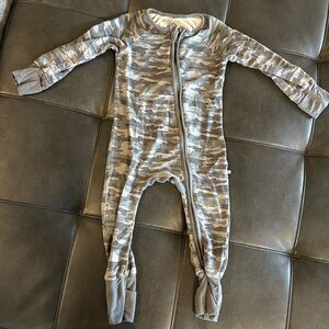 Caden Lane Camouflage Zippy